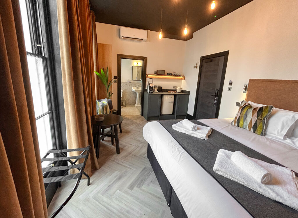Deluxe Suite
