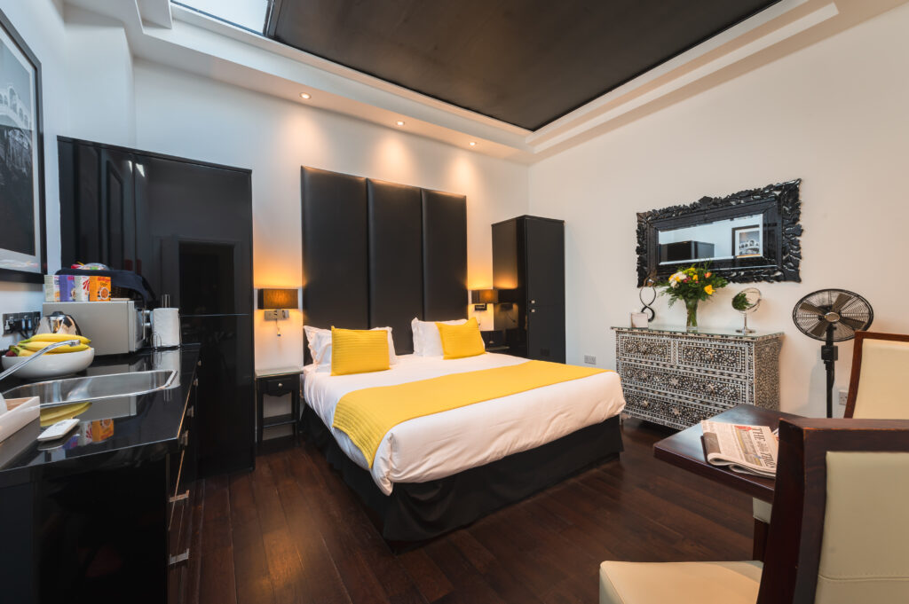 Palermo Studio Strozzi Palace Suites