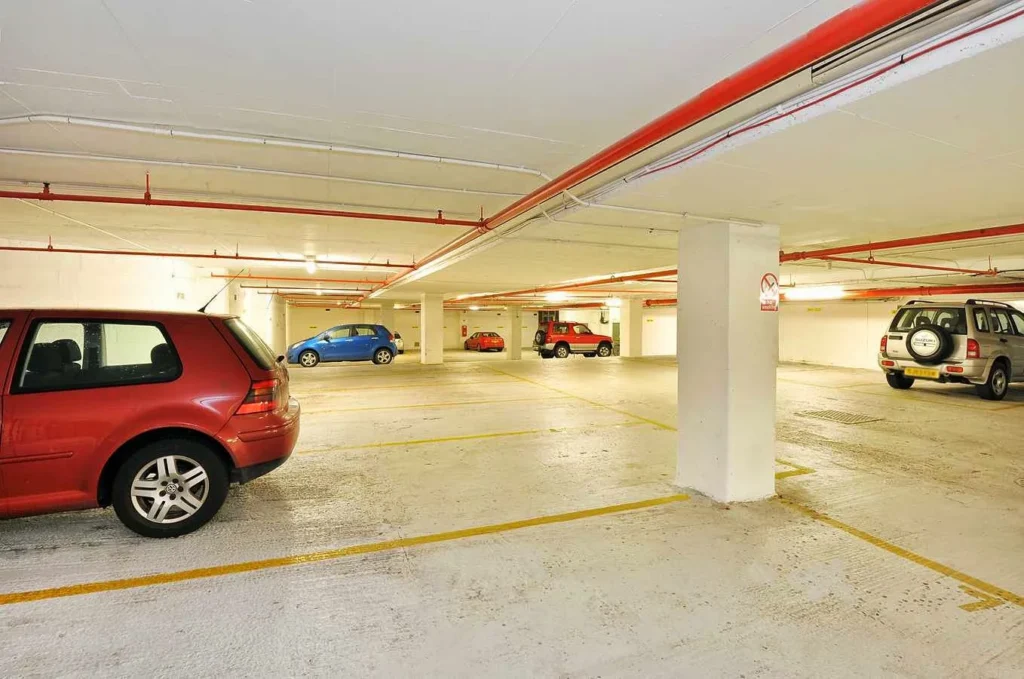 Highland Apartments parking